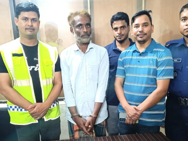 মৌলভীবাজার থেকে ২০০ পিস ইয়াবাসহ আটক-১