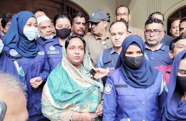 আরও দুই মামলায় আইভীকে গ্রেফতার