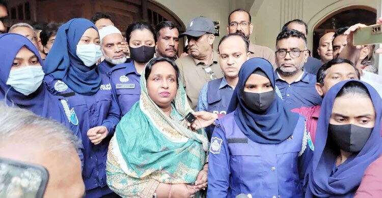 আরও দুই মামলায় আইভীকে গ্রেফতার