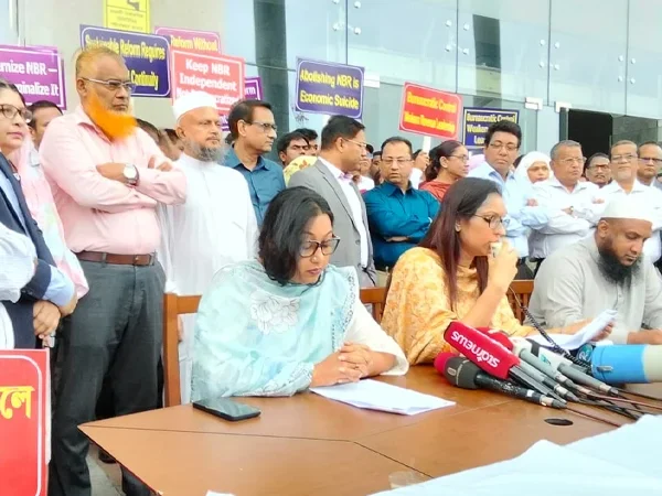 সোমবার থেকে আমদানি-রপ্তানির সব কার্যক্রম বন্ধ রাখার ঘোষণা-এনবিআর সংস্কার ঐক্য পরিষদের