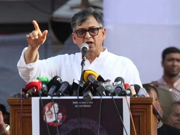 পদত্যাগ নিয়ে নাটক করেছে সরকার : সালাহউদ্দিন আহমেদ
